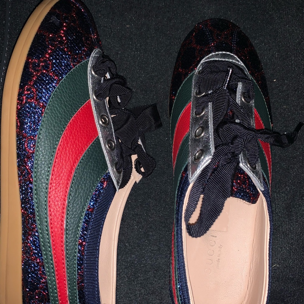 GUCCI 
Falacer leather trainers